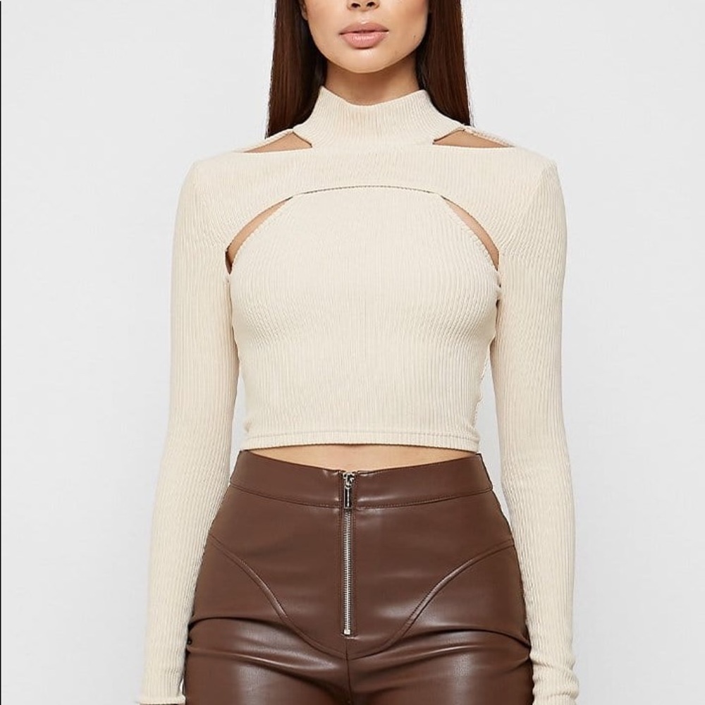 Manière de Voir High Neck Ribbed Crop-top in Beige